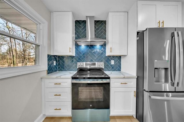 5666 Woodland Drive, Douglasville, GA 30135