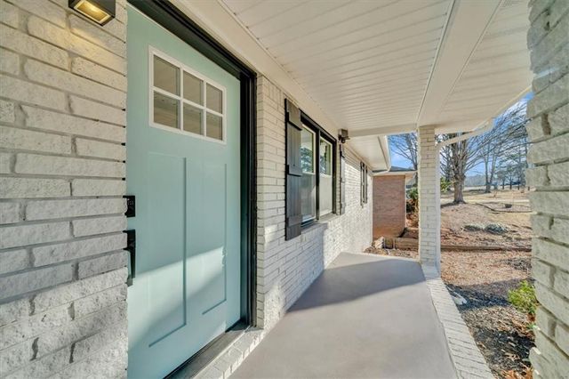 5666 Woodland Drive, Douglasville, GA 30135