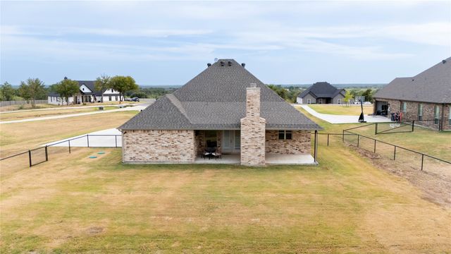 1045 Bermes Court, Brock, TX 76087