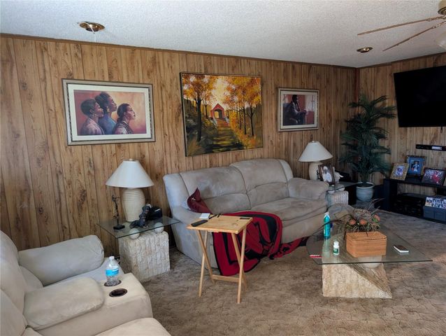 203 Mimosa Street, Lake Jackson, TX 77566