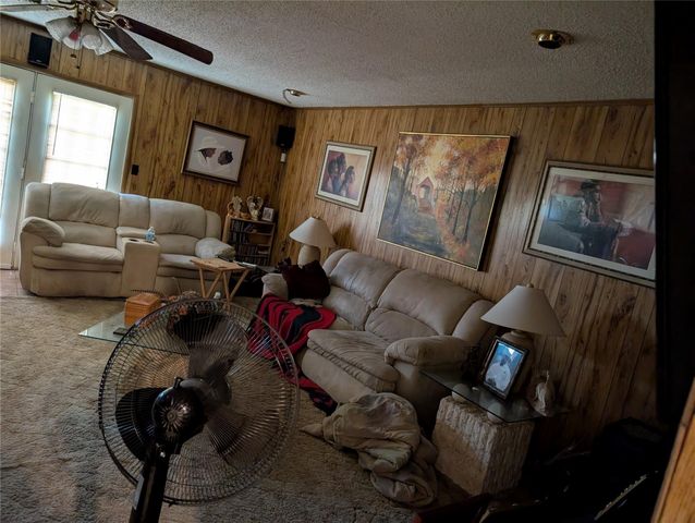 203 Mimosa Street, Lake Jackson, TX 77566