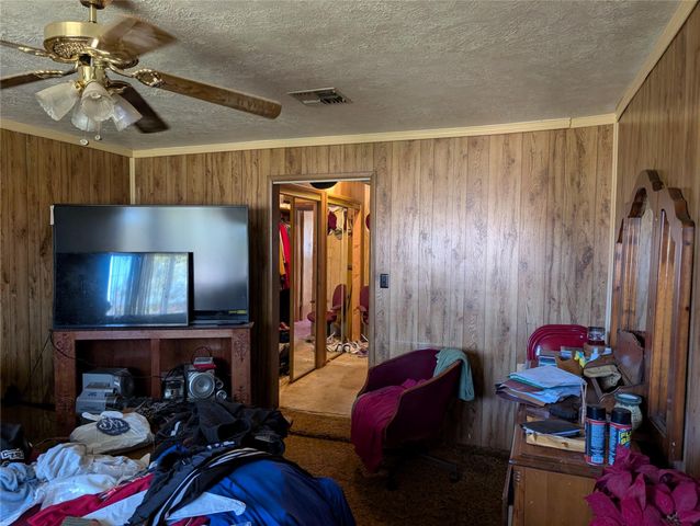 203 Mimosa Street, Lake Jackson, TX 77566