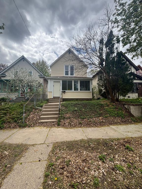3530 19th Avenue S, Minneapolis, MN 55407