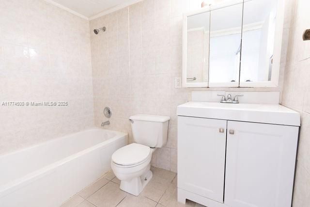 17021 N Bay Rd 414, Sunny Isles Beach, FL 33160