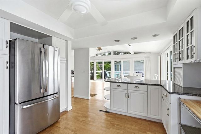 79 Edgewater Dr, Wareham, MA 02571