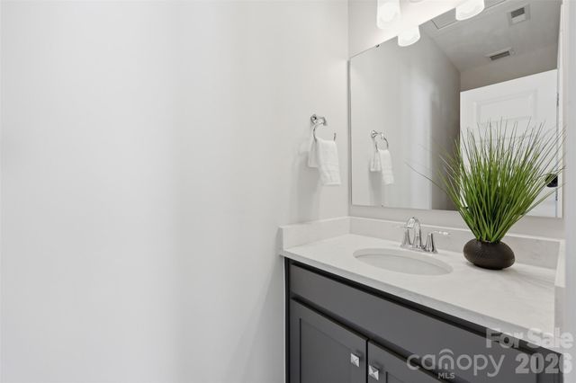 2148 Electric Lane, Charlotte, NC 28205