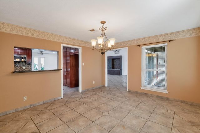 127 Sagewood Dr Drive, Spring, TX 77386