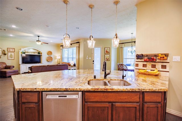 338 Arbor Ranch Circle, Richmond, TX 77469