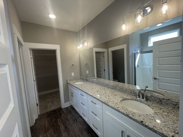 2317 Barringer Ln, Murfreesboro, TN 37128