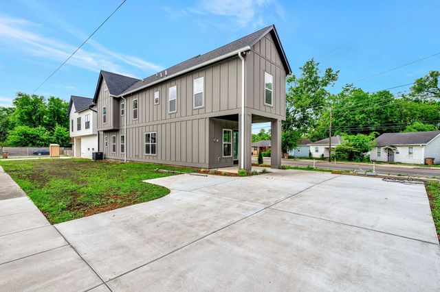 1738 Dr Db Todd Jr Blvd, Nashville, TN 37208