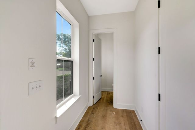 1738 Dr Db Todd Jr Blvd, Nashville, TN 37208