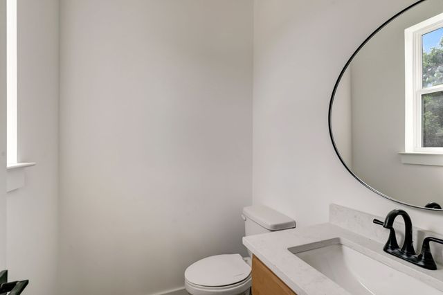 1738 Dr Db Todd Jr Blvd, Nashville, TN 37208