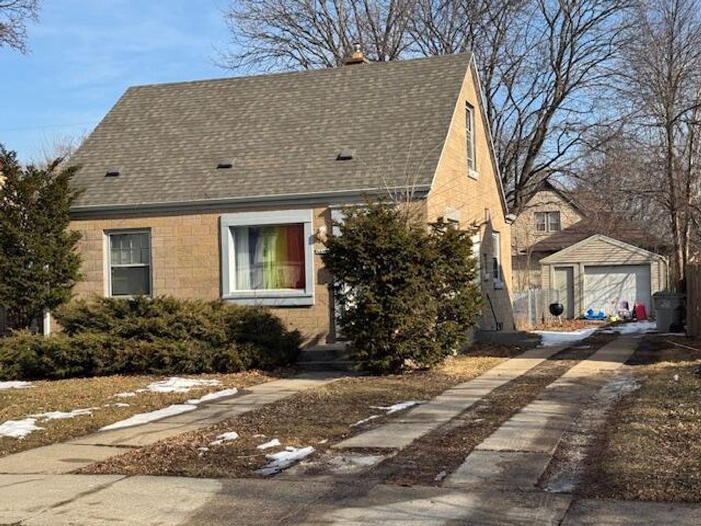 4448 W Leon TERRACE, Milwaukee, WI 53216