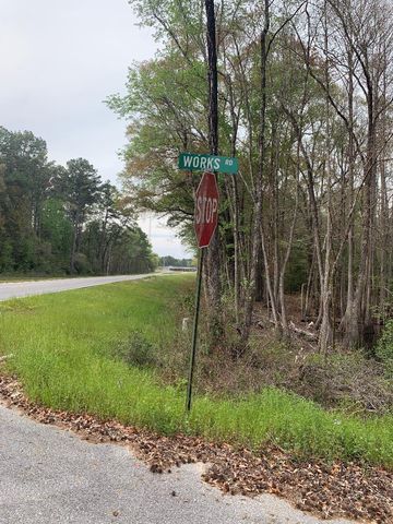 XXX Works Road, Caryville, FL 32427