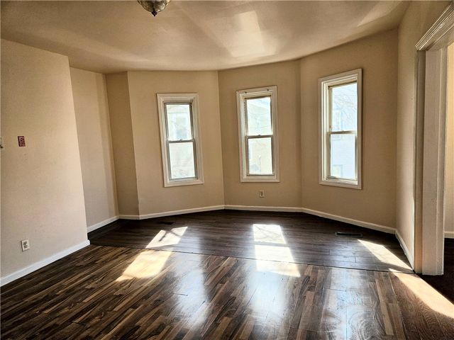 26 Inkerman Street, Providence, RI 02908