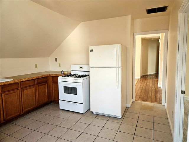 26 Inkerman Street, Providence, RI 02908