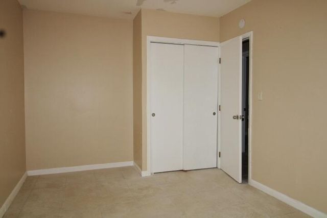 1417 W 32nd Street, Riviera Beach, FL 33404
