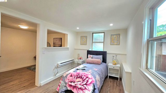 1404 Pine St, Martinez, CA 94553