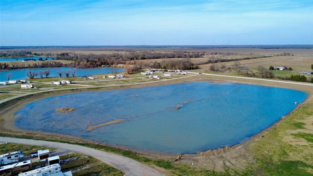 6084 Peninsula Road, Kerens, TX 75144