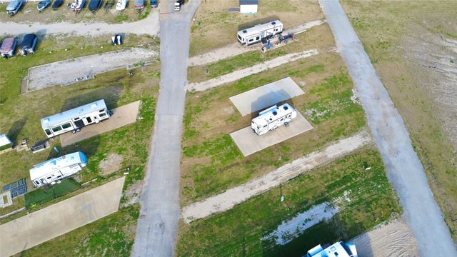 6084 Peninsula Road, Kerens, TX 75144