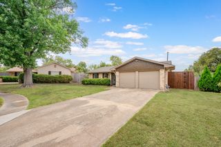 9811 Kingsman Drive, Dallas, TX 75228