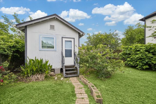 8525 Dosia Street, Houston, TX 77051