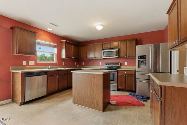 3723 Charleston Park Drive, Raleigh, NC 27604