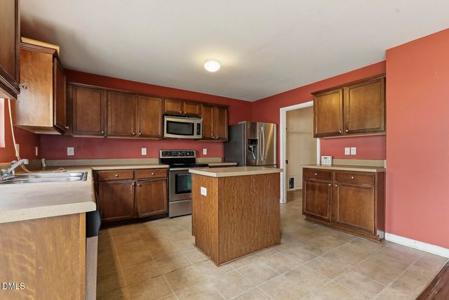 3723 Charleston Park Drive, Raleigh, NC 27604