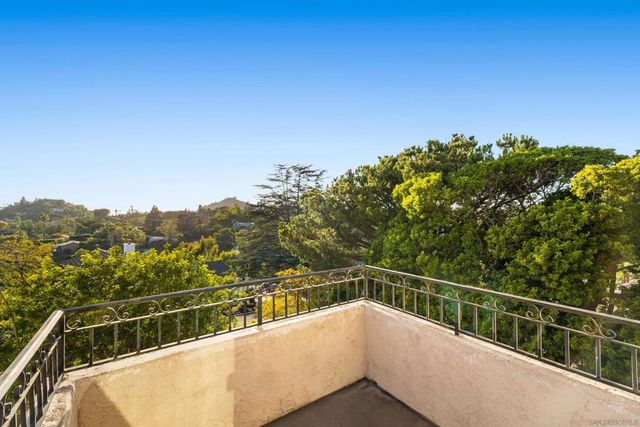 4557 Mayapan Dr, La Mesa, CA 91941