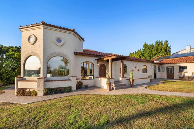 4557 Mayapan Dr, La Mesa, CA 91941