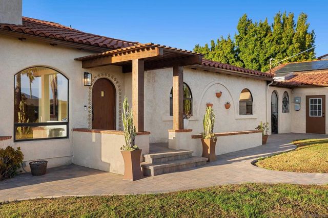 4557 Mayapan Dr, La Mesa, CA 91941