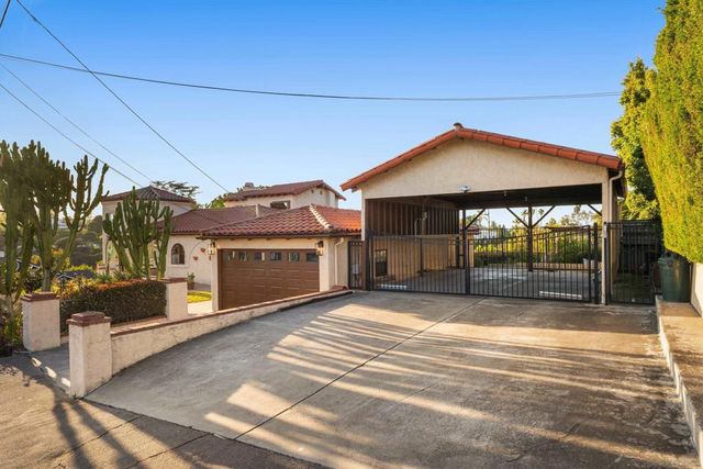 4557 Mayapan Dr, La Mesa, CA 91941