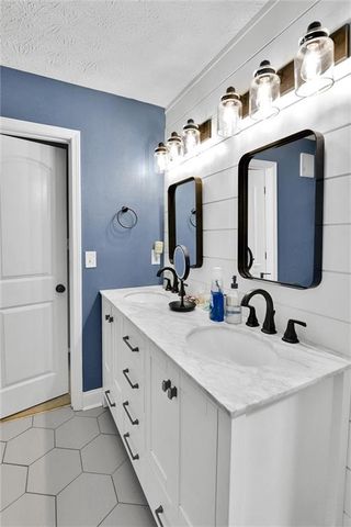 2410 Cumberland Court SE, Smyrna, GA 30080