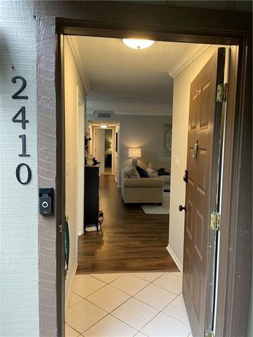 2410 Cumberland Court SE, Smyrna, GA 30080