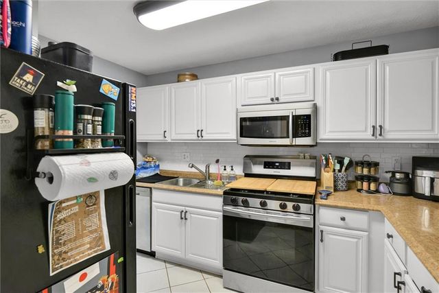 2410 Cumberland Court SE, Smyrna, GA 30080