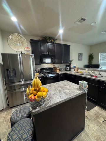 5205 Dauntless Drive, Houston, TX 77066