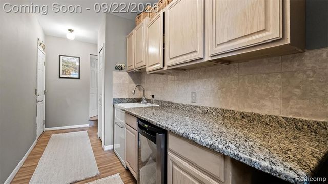 3188 Park Forest Drive, West Bloomfield, MI 48324