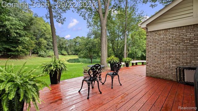 3188 Park Forest Drive, West Bloomfield, MI 48324