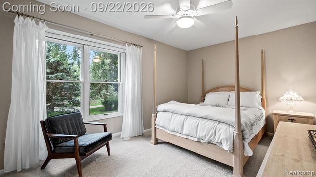 3188 Park Forest Drive, West Bloomfield, MI 48324