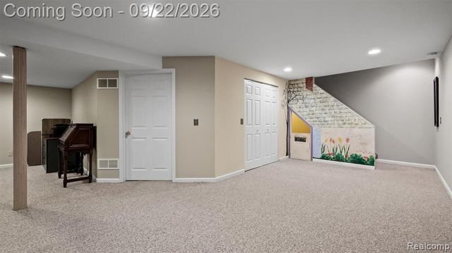 3188 Park Forest Drive, West Bloomfield, MI 48324