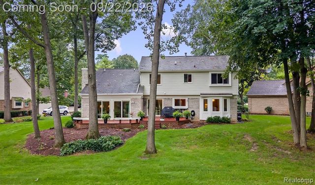 3188 Park Forest Drive, West Bloomfield, MI 48324