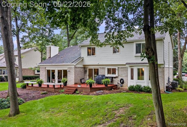 3188 Park Forest Drive, West Bloomfield, MI 48324