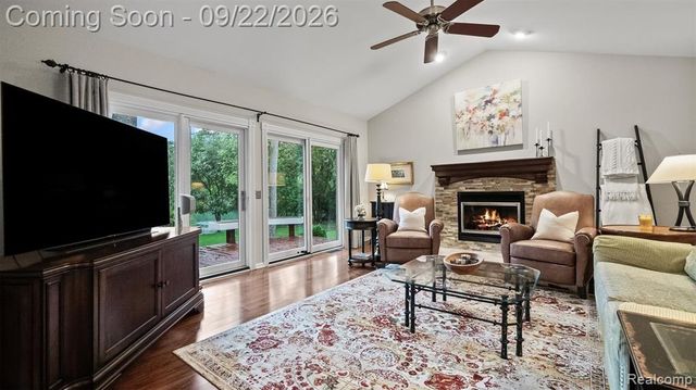 3188 Park Forest Drive, West Bloomfield, MI 48324