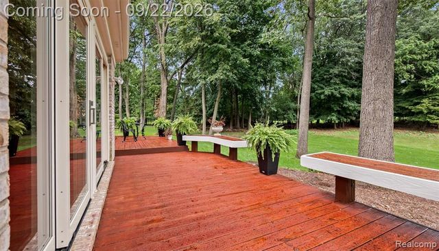 3188 Park Forest Drive, West Bloomfield, MI 48324