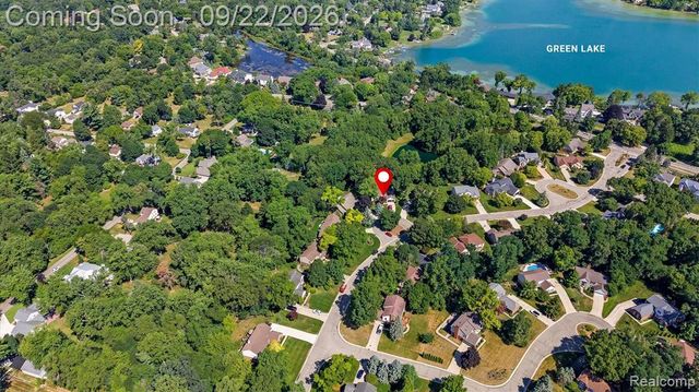 3188 Park Forest Drive, West Bloomfield, MI 48324