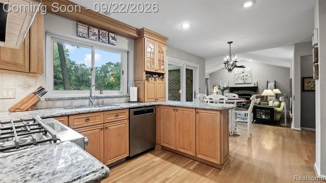 3188 Park Forest Drive, West Bloomfield, MI 48324
