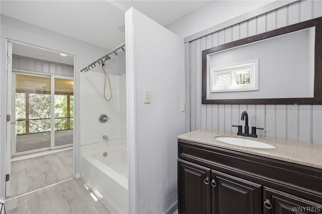 105 Garfield Street, Holland, NY 14080