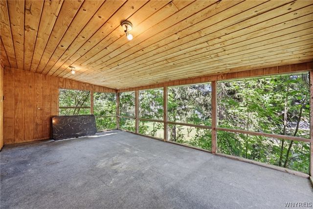105 Garfield Street, Holland, NY 14080