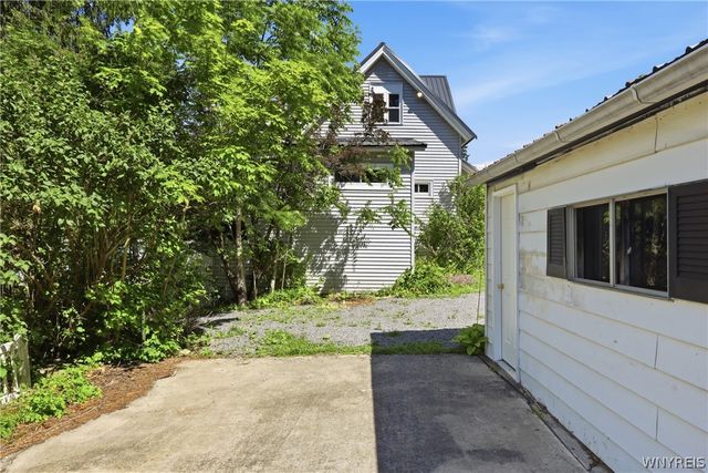 105 Garfield Street, Holland, NY 14080