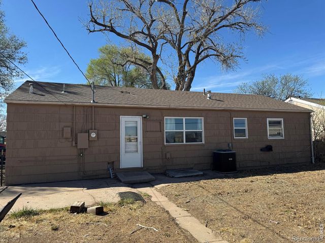 339 Valley Drive, Sterling, CO 80751